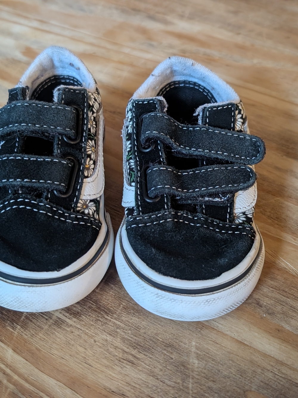 Vans Toddler Black and White Floral Velcro Sneakers